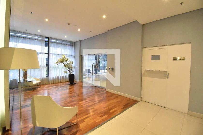 Furnished studio, 35 m², with a home office — photo 38