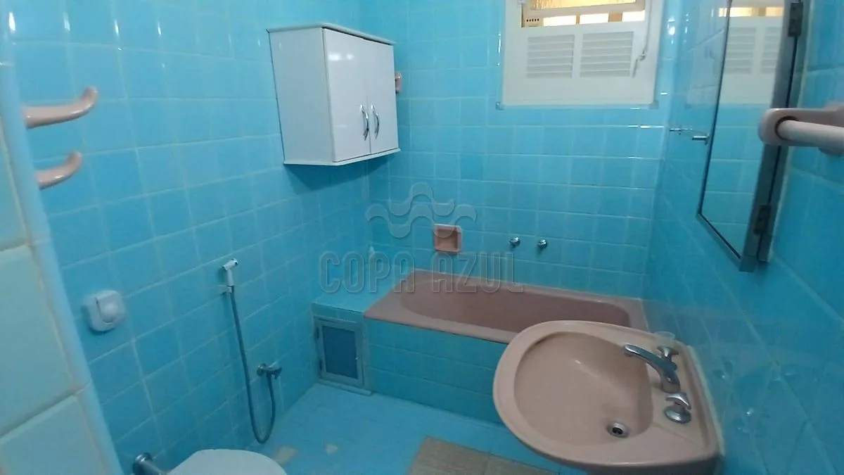 Unfurnished 2-bedroom apartment with 2 bathrooms — photo 23