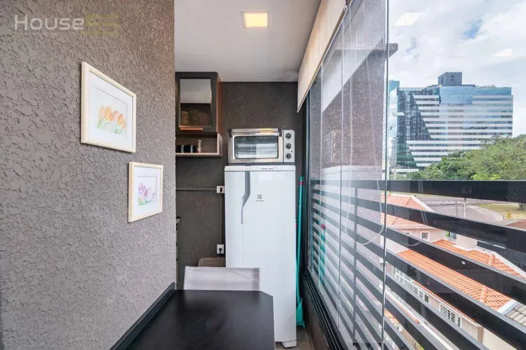 Estudio amueblado de 25 m² con balcón acristalado — photo 8