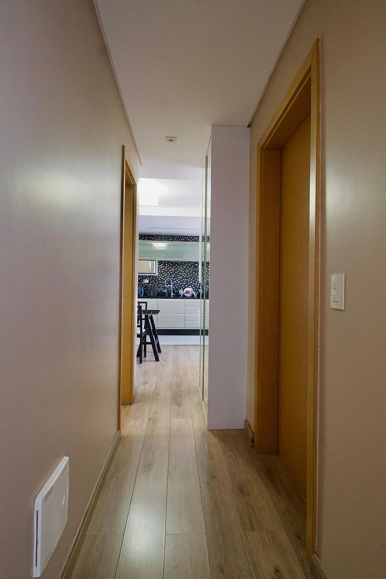 2-bedroom apartment with a washing machine — photo 27