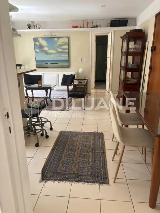 2-bedroom apartment with an open-plan kitchen — photo 5