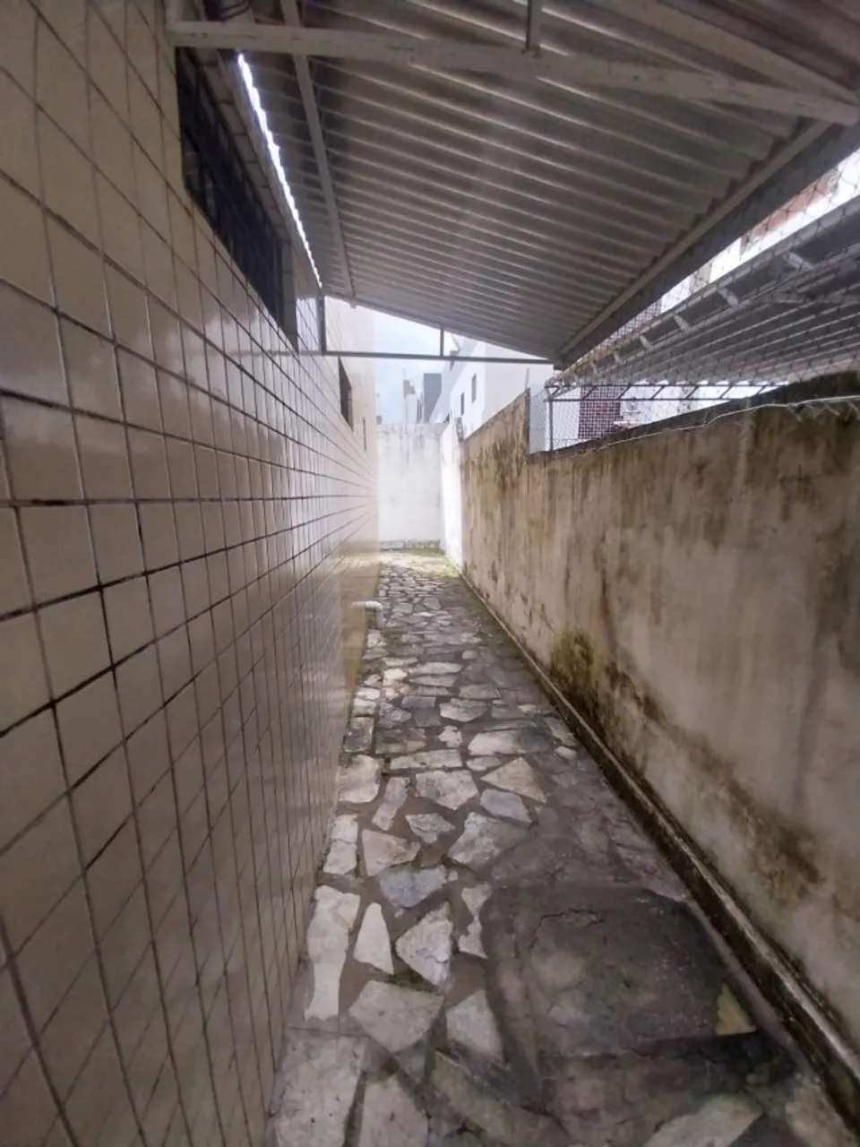 Ground-floor unfurnished apartment with 3 bedrooms — photo 14