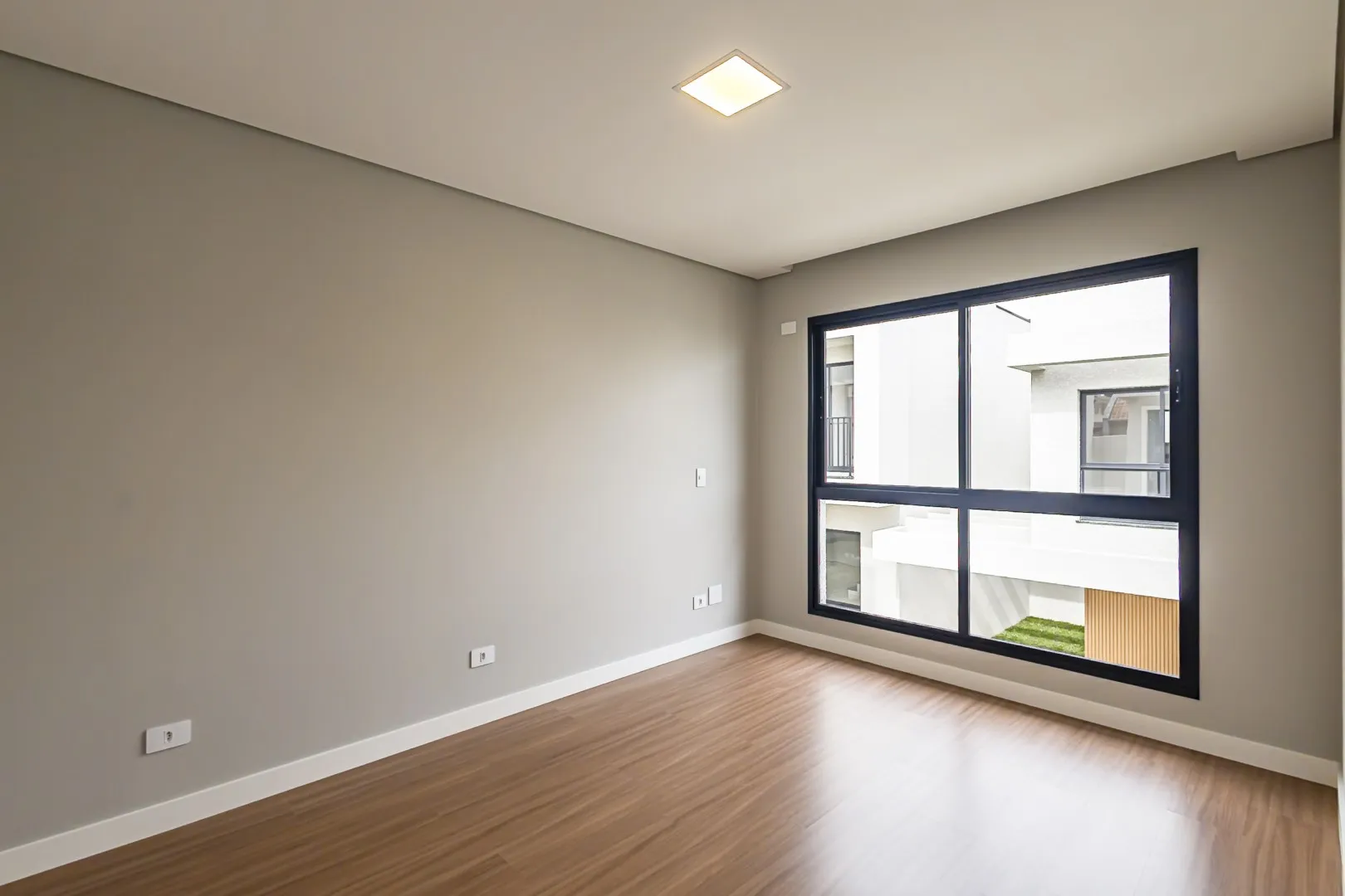 House with 3 bedrooms, 3 baths and 2 parking spots — photo 20