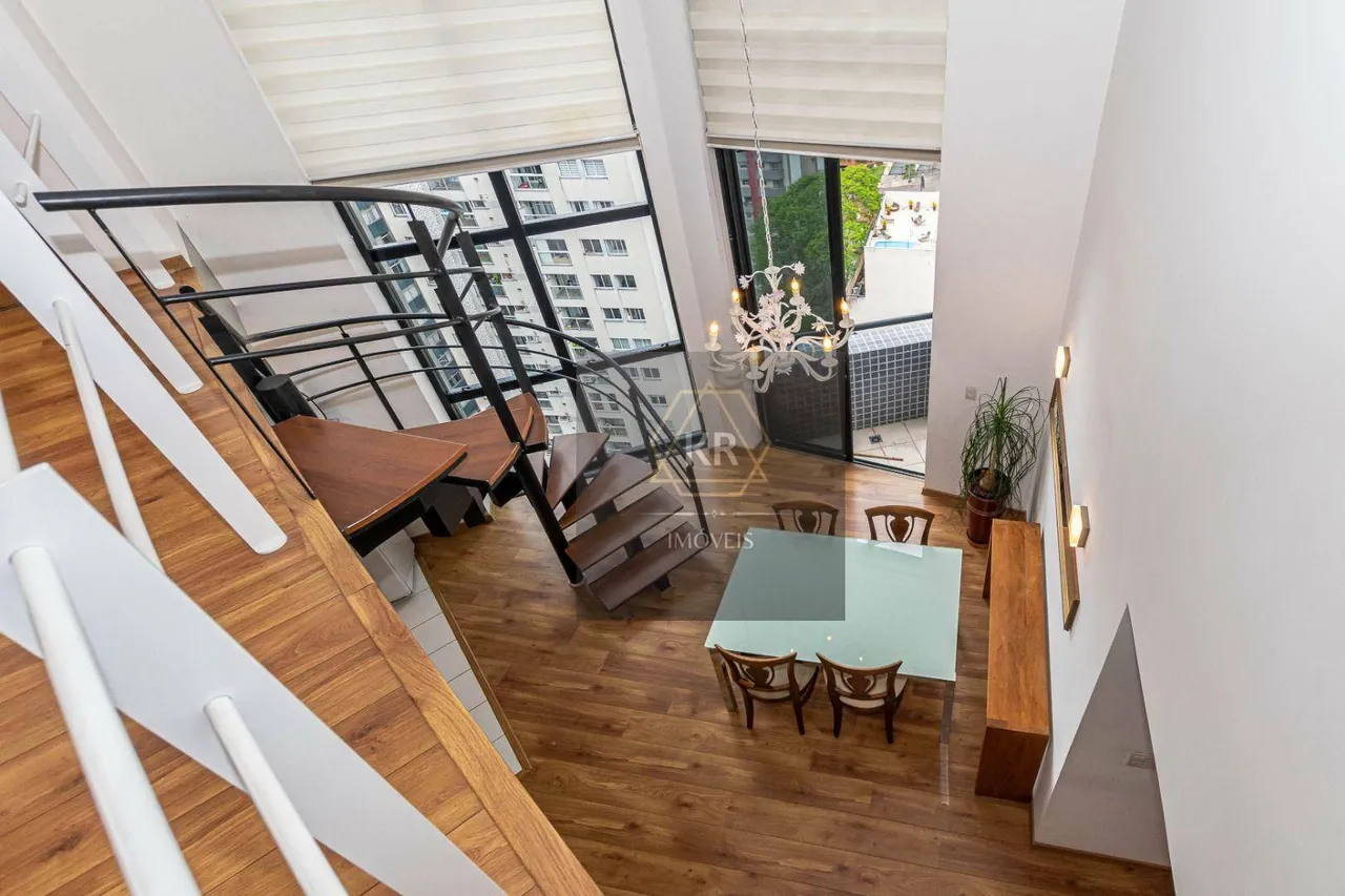 140 m² furnished loft with 1 suite and 2 parking spots
