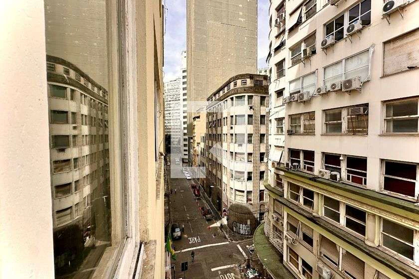 Furnished 40 m² studio with 1 bedroom and no parking — photo 9