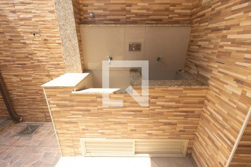 House, 320 m², with a bathtub — photo 43