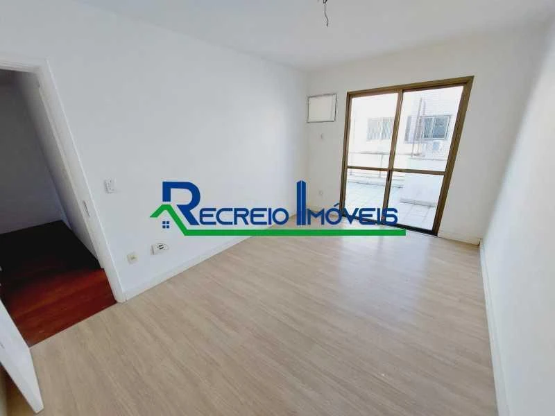Apartamento, 217 m², com piso de madeira ou laminado — photo 22