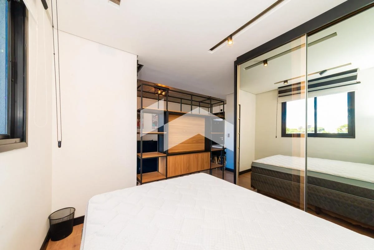 One-bedroom apartment with a washing machine in Curitiba — photo 16