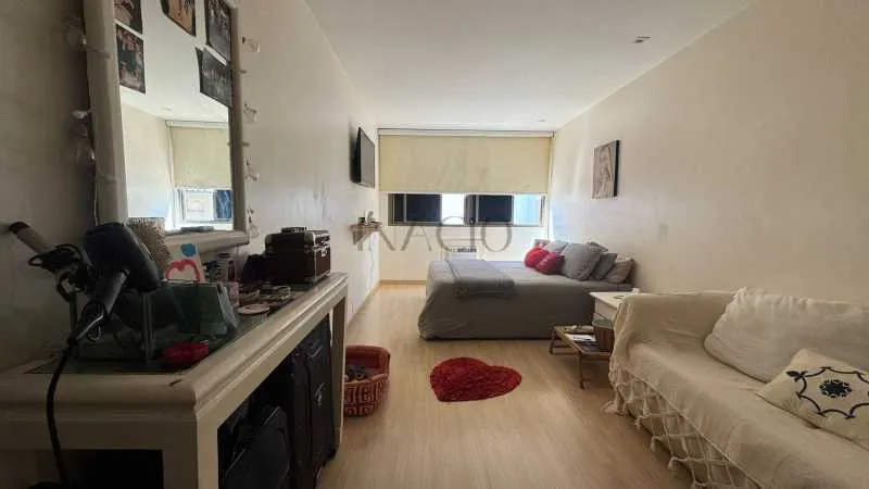 Apartamento mobiliado com 4 quartos e 2 banheiros — photo 10