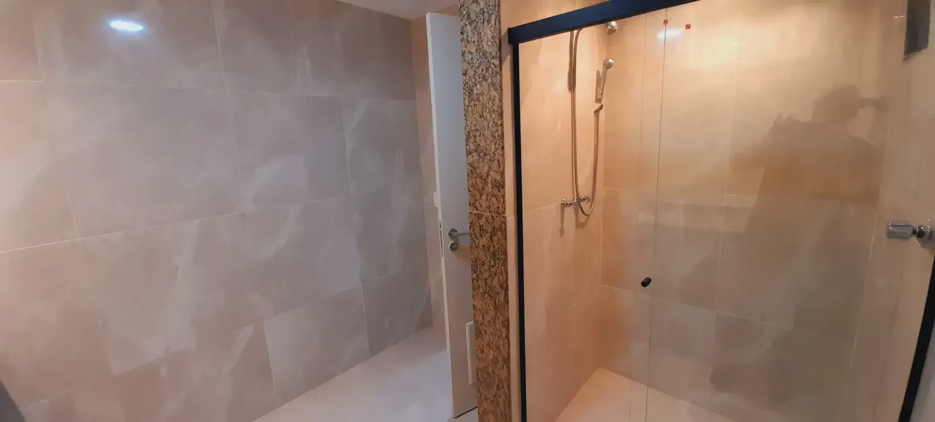 Unfurnished apartment with 4 bedrooms and 2 parking — photo 26