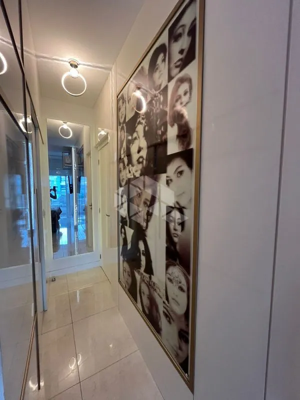 Furnished apartment, 100 m², with a glass-enclosed balcony — photo 18