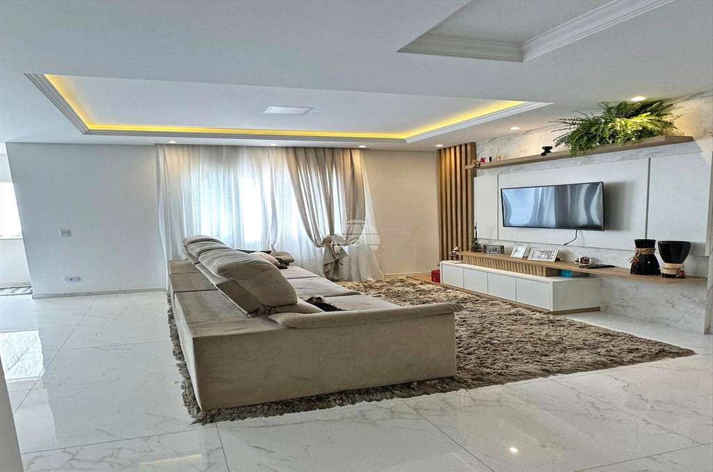 Triplex house with 3 bedrooms and a built-in TV panel — photo 2