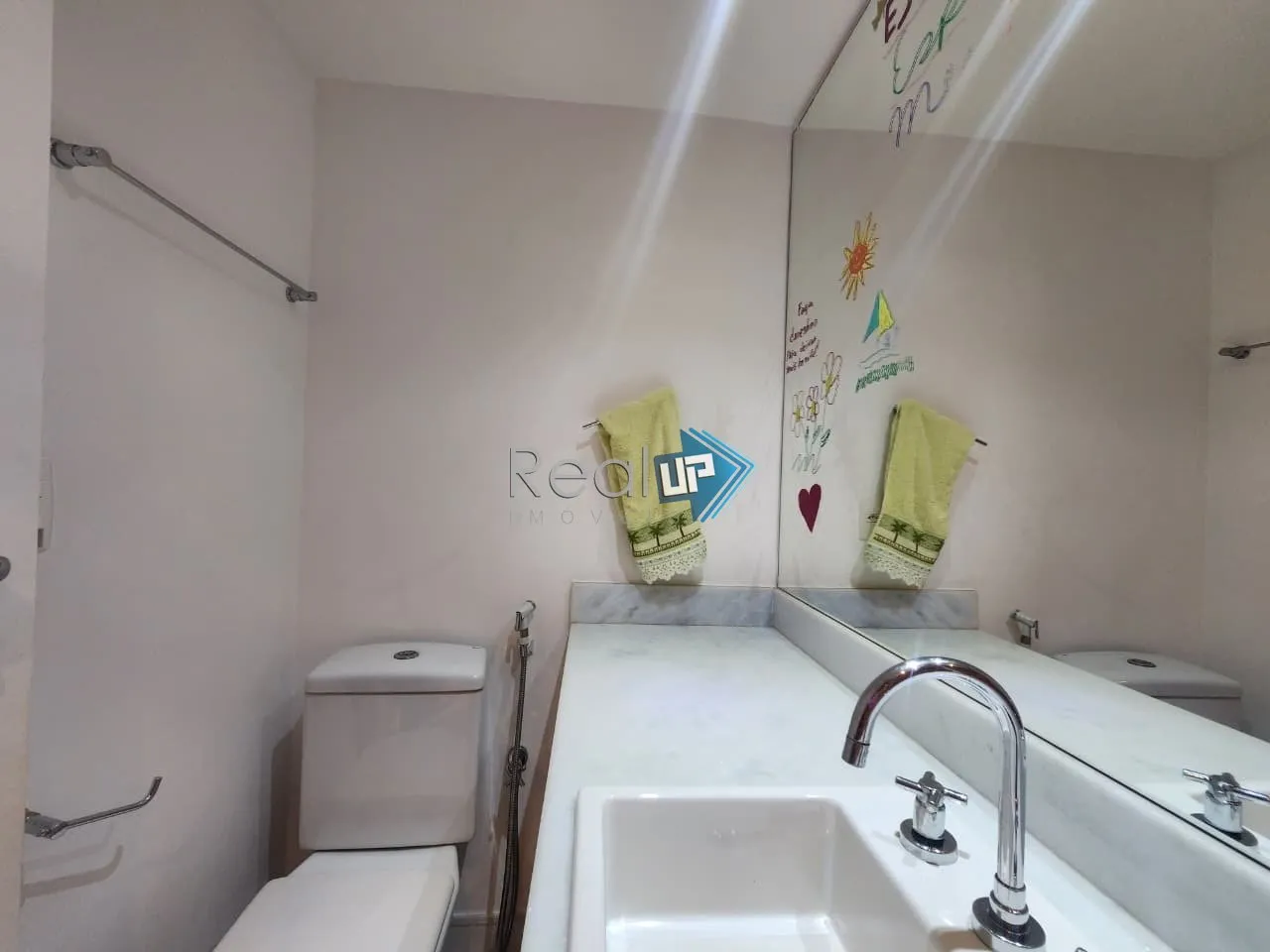 4-bedroom apartment with 227 m² and 3 parking spaces — photo 47