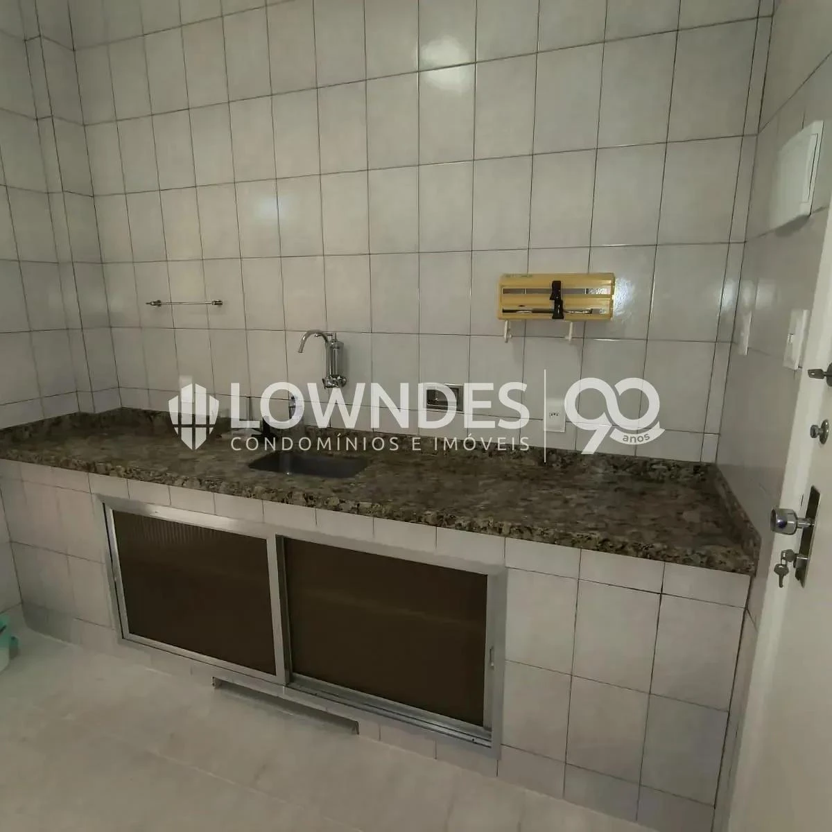 2-bedroom apartment with a park view — photo 12