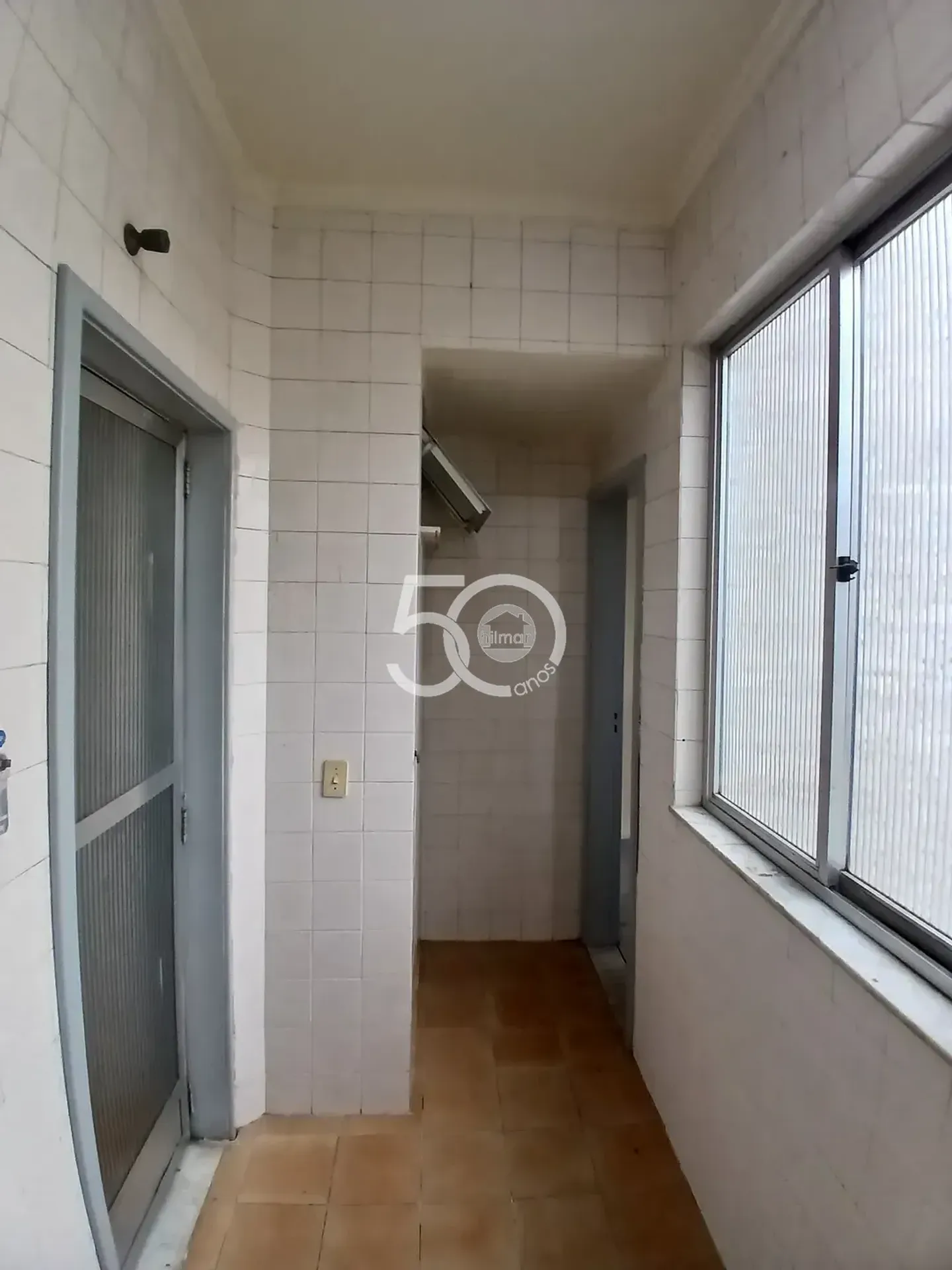 Apartamento sem mobília com 2 quartos e varanda — photo 29