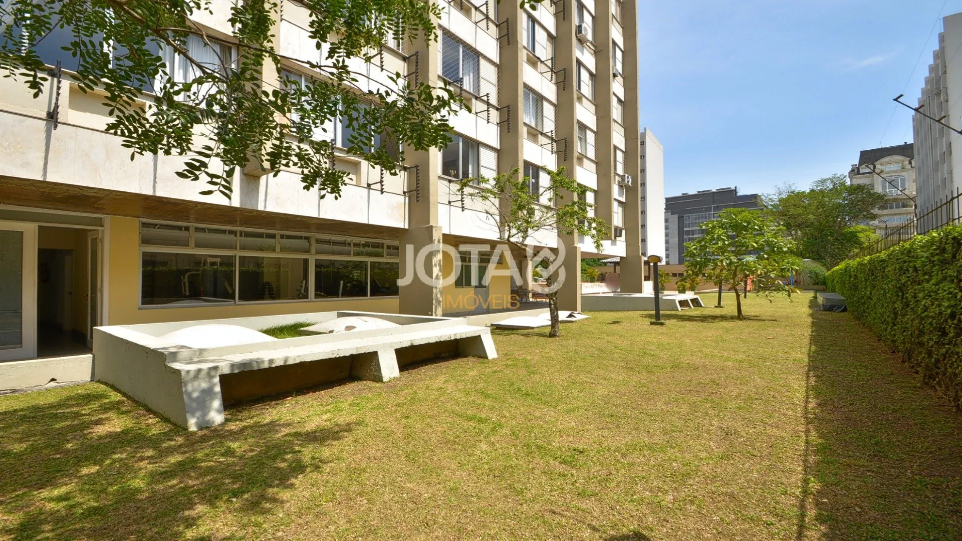 387 m² apartment with 3 bedrooms and a great open kitchen — photo 24