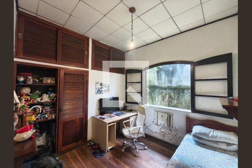 Casa de 1415 m² con 4 dormitorios y 7 baños — photo 12