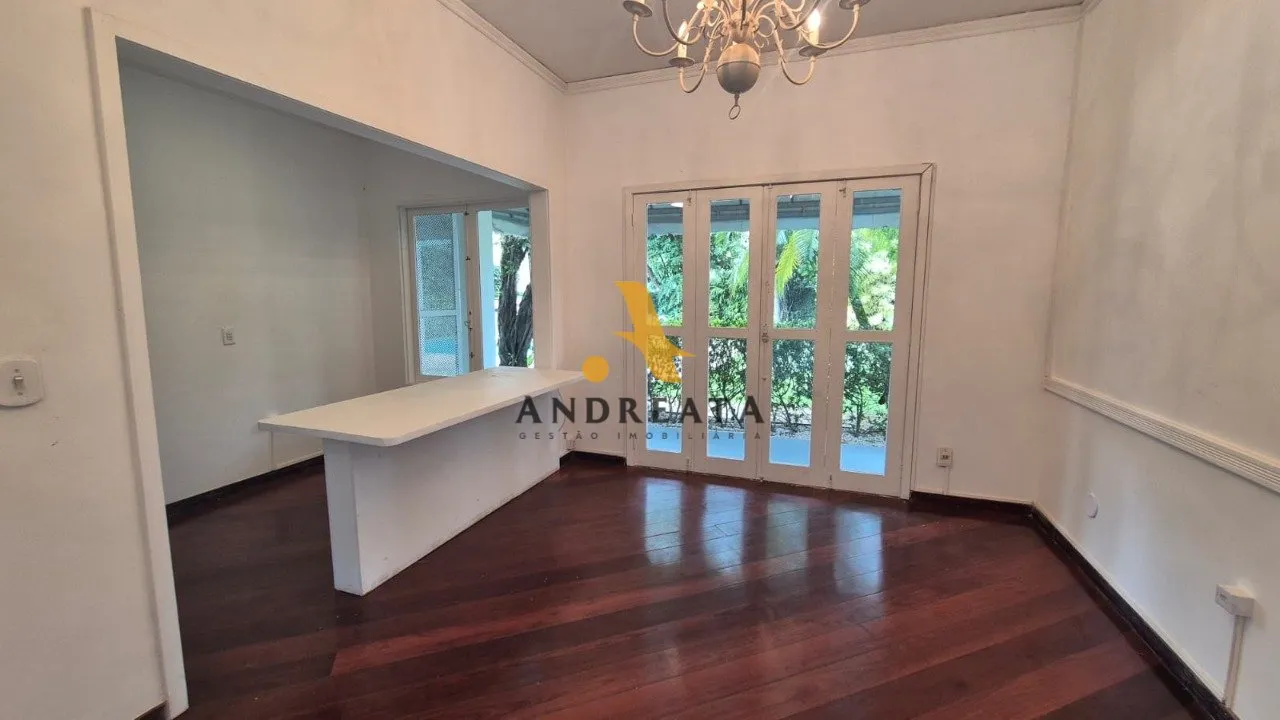 Unfurnished house with 5 bedrooms and 647 m² balcony — photo 23