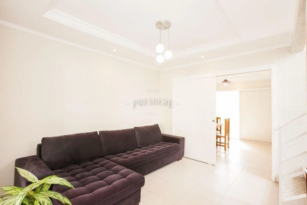 4-bedroom house with a walk-in closet in Curitiba — photo 6