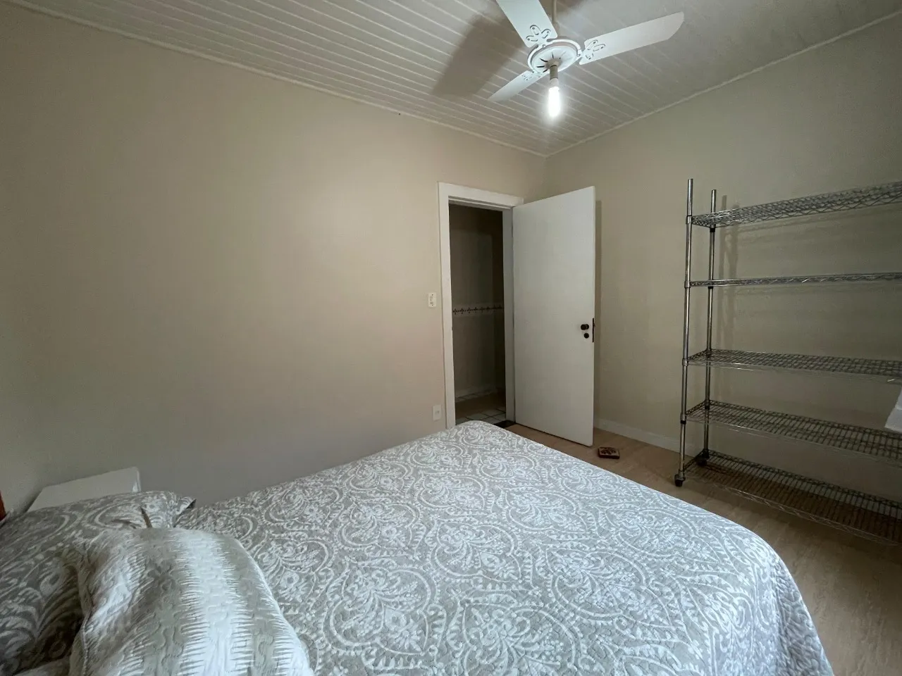 Furnished house with private garden and BBQ — photo 26