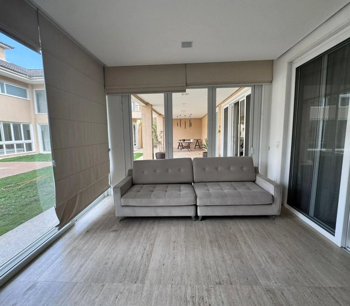 Ванна та 6 спалень: будинок 993 м² — photo 8