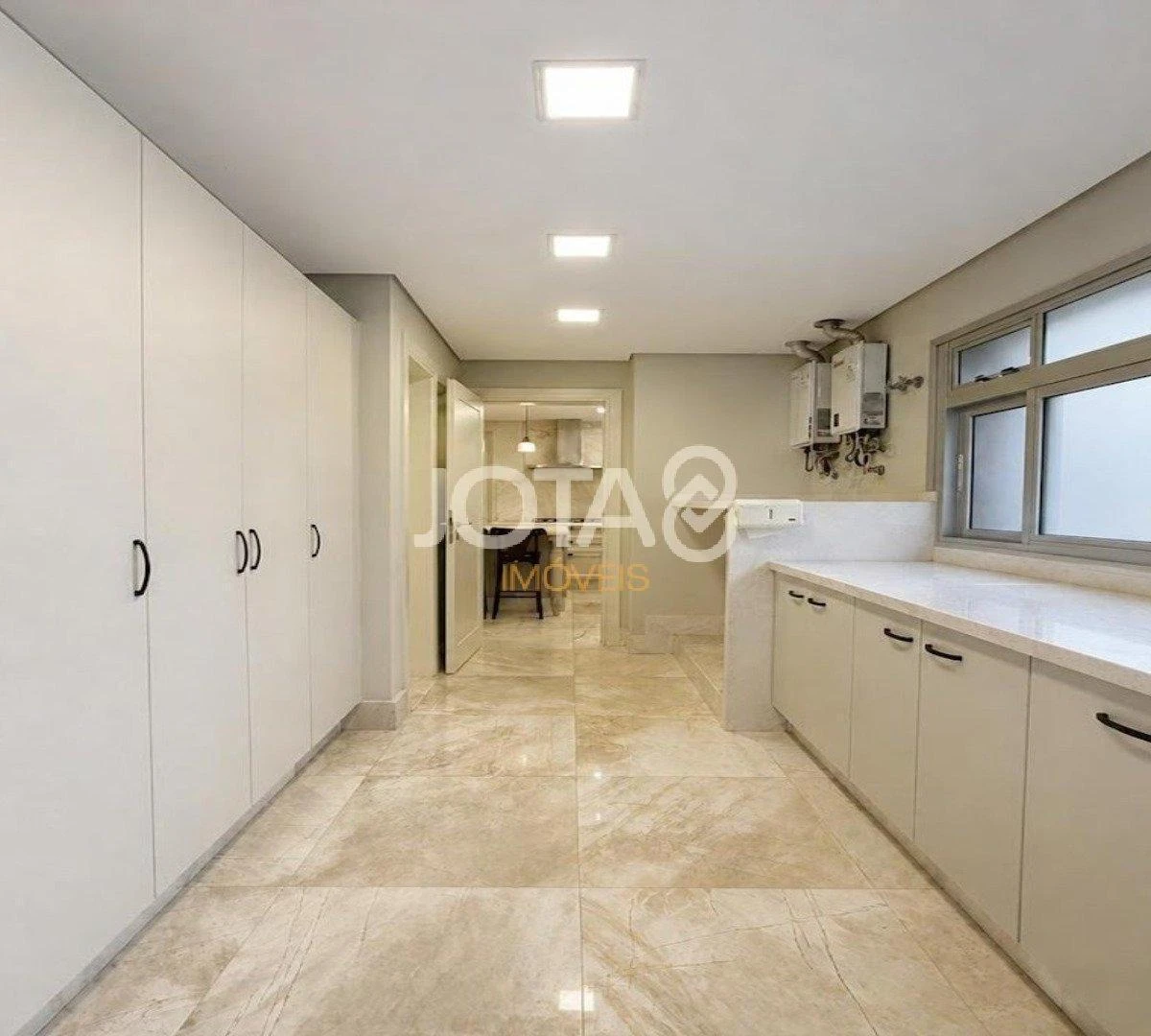 Apartment, 442 m², with a walk-in closet — photo 11