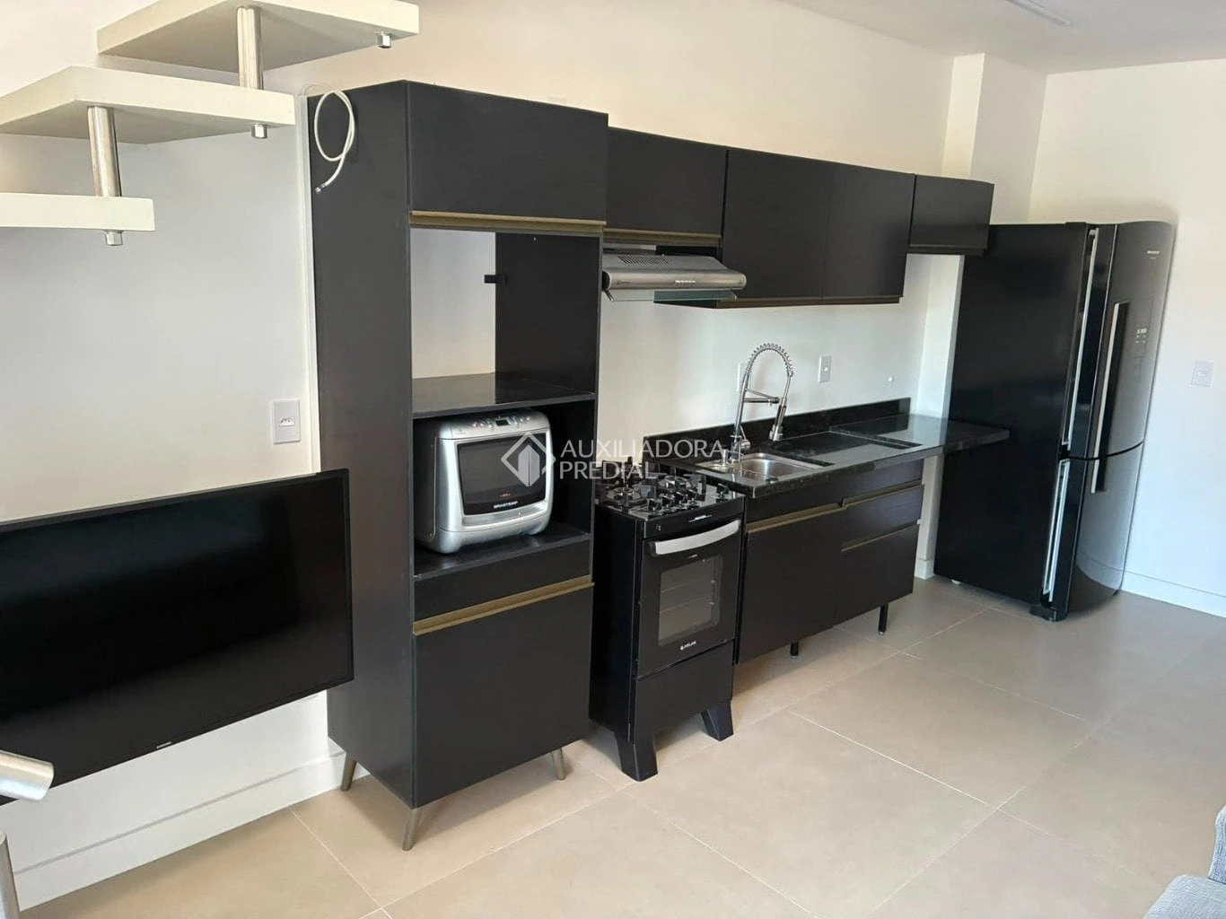 One-bedroom apartment with a private pool in Florianópolis — photo 2