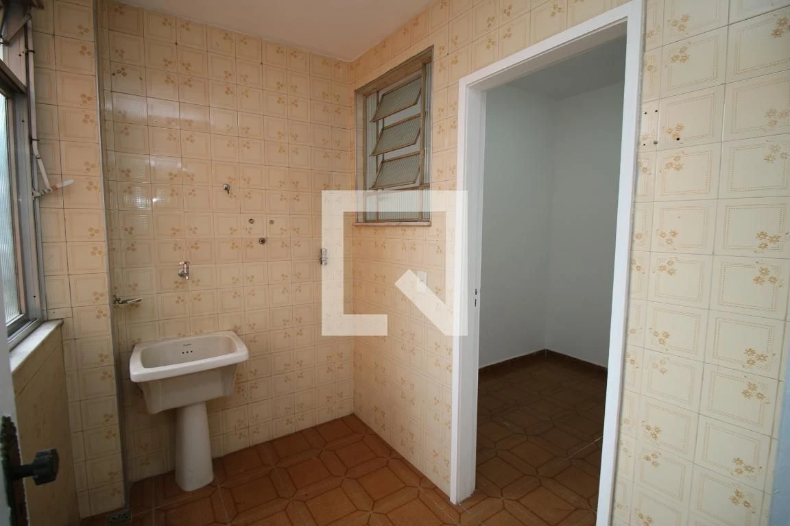 Rental apartment with 3 bedrooms and a balcony — photo 4