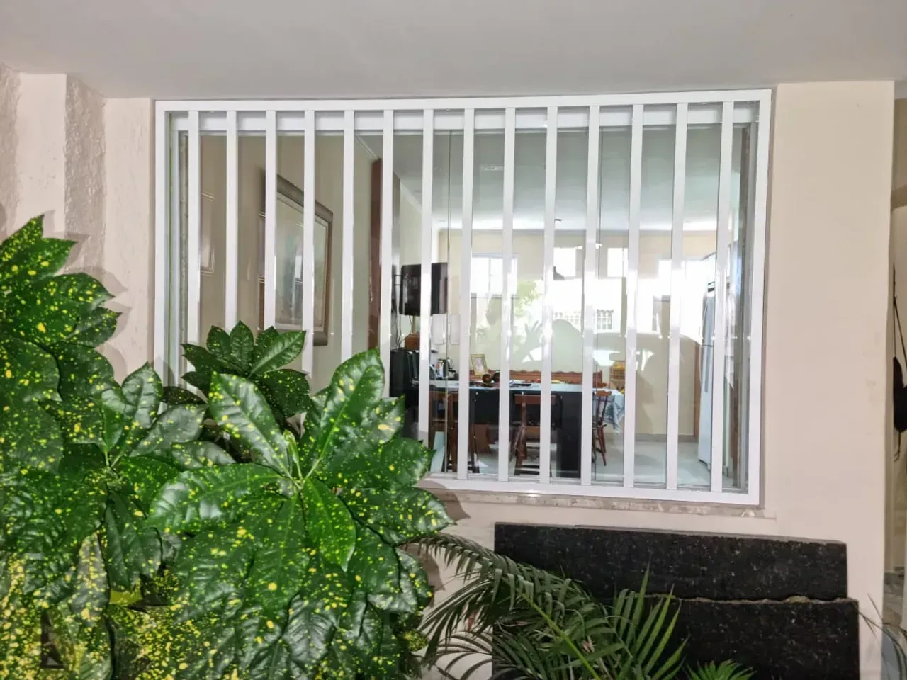 Furnished apartment with 3 bedrooms and 4 bathrooms — photo 17
