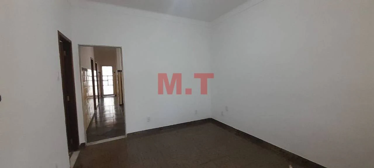 House with 3 bedrooms and a private garden — photo 20