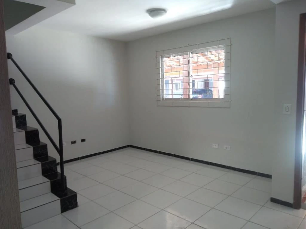 Sobrado com 3 dormitórios e jardim privativo — photo 3