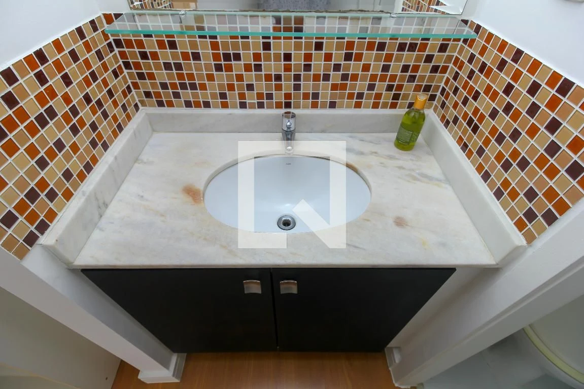 Washing machine in a 2-bedroom apartment, 60 m² — photo 21