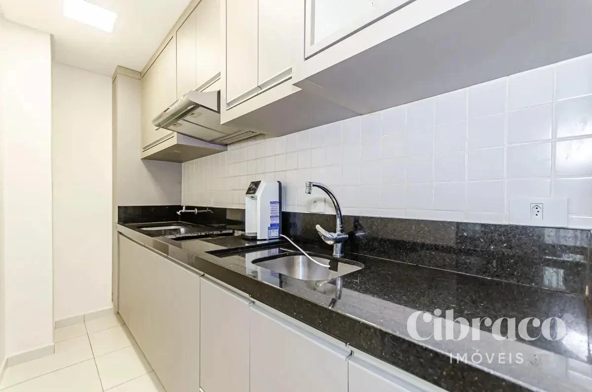 One-bedroom apartment with a washing machine in Curitiba — photo 8
