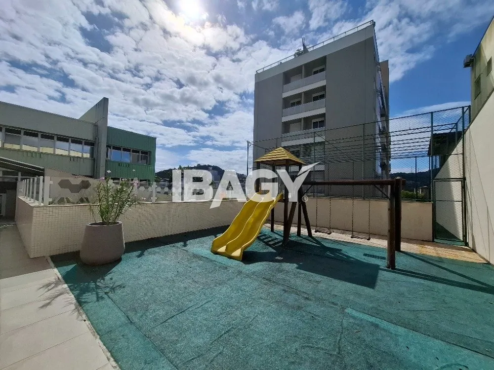 Квартира 110 м² с 2 спальнями и балконом — photo 24