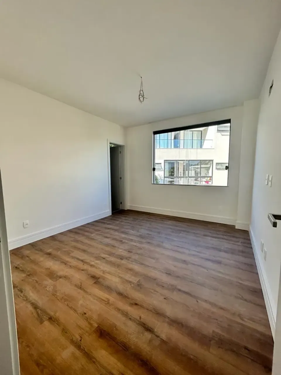 5-bedroom apartment with open-plan kitchen — photo 15