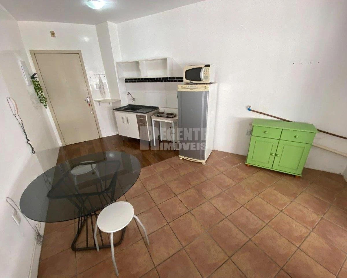 Furnished studio, 26 m², with a home office — photo 12