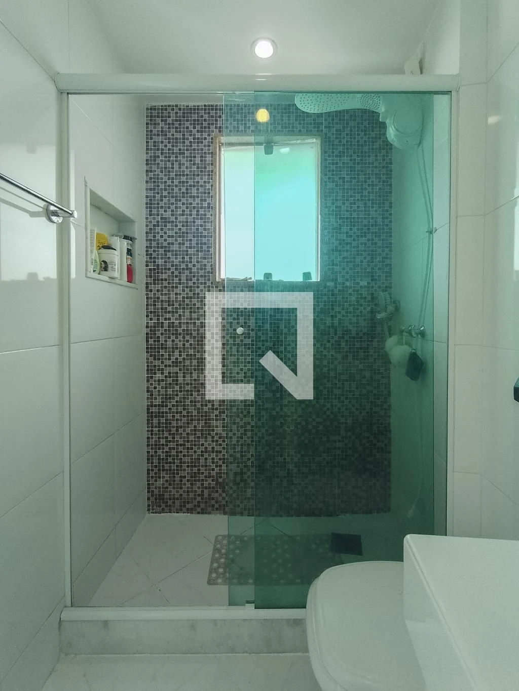460 m² house with a water view and a private pool — photo 48
