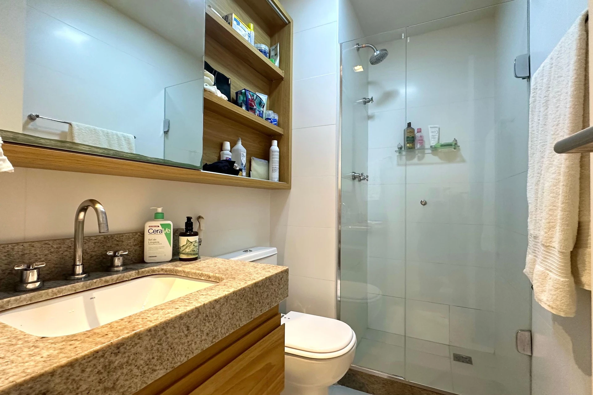 2-bedroom apartment with floor-to-ceiling windows — photo 19