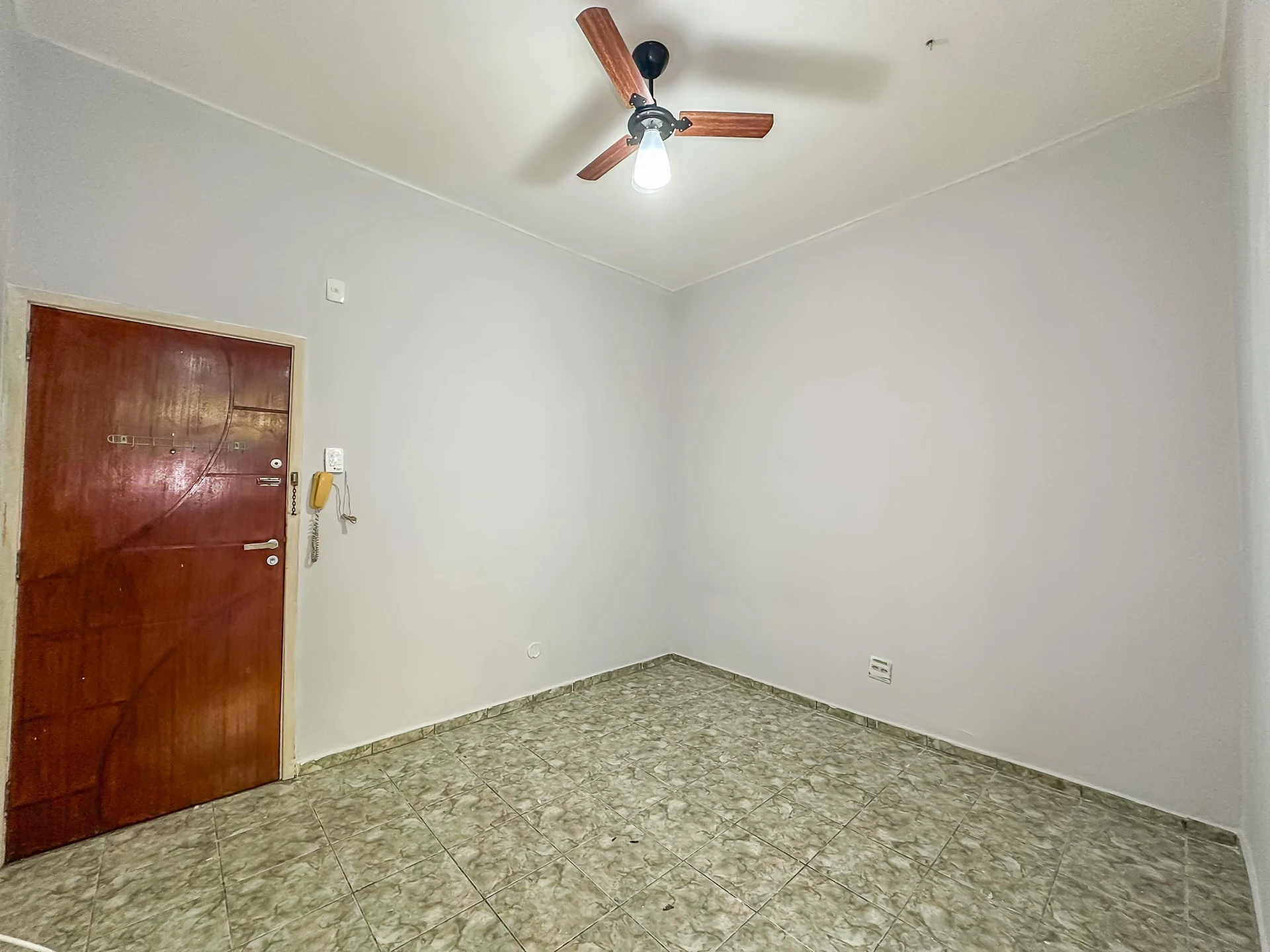 Kitnet sem vaga, com 1 quarto e 1 banheiro — photo 11