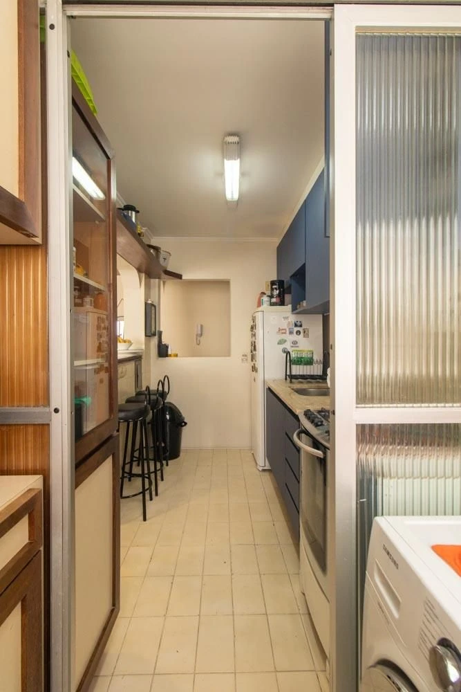3-bedroom apartment with a home office in Curitiba — photo 25