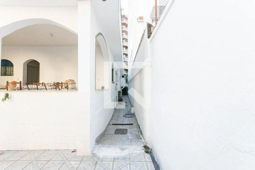 Casa para aluguel com 300 m², 3 quartos e jardim — photo 40