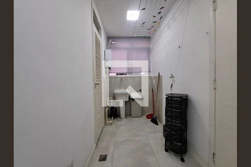 Home office in a 3-bedroom apartment, 70 m² — photo 25