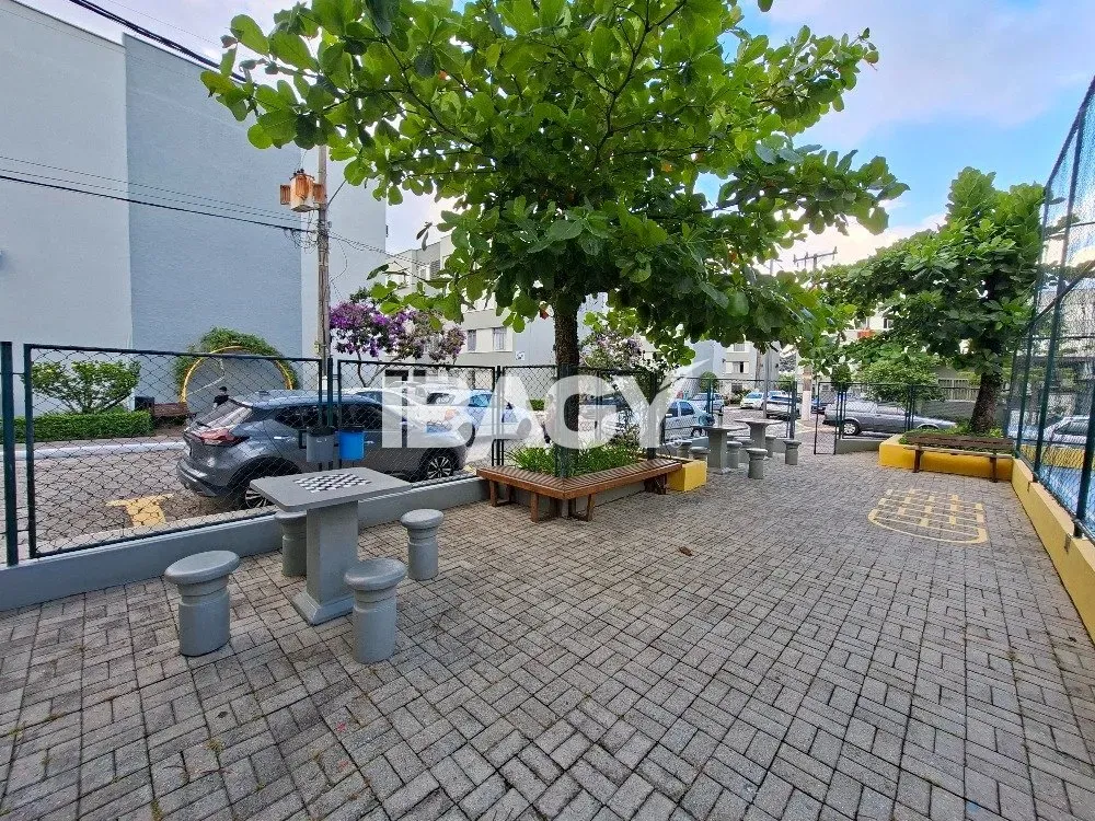 Затишна мебльована квартира з 2 спальнями 48 м² — photo 22