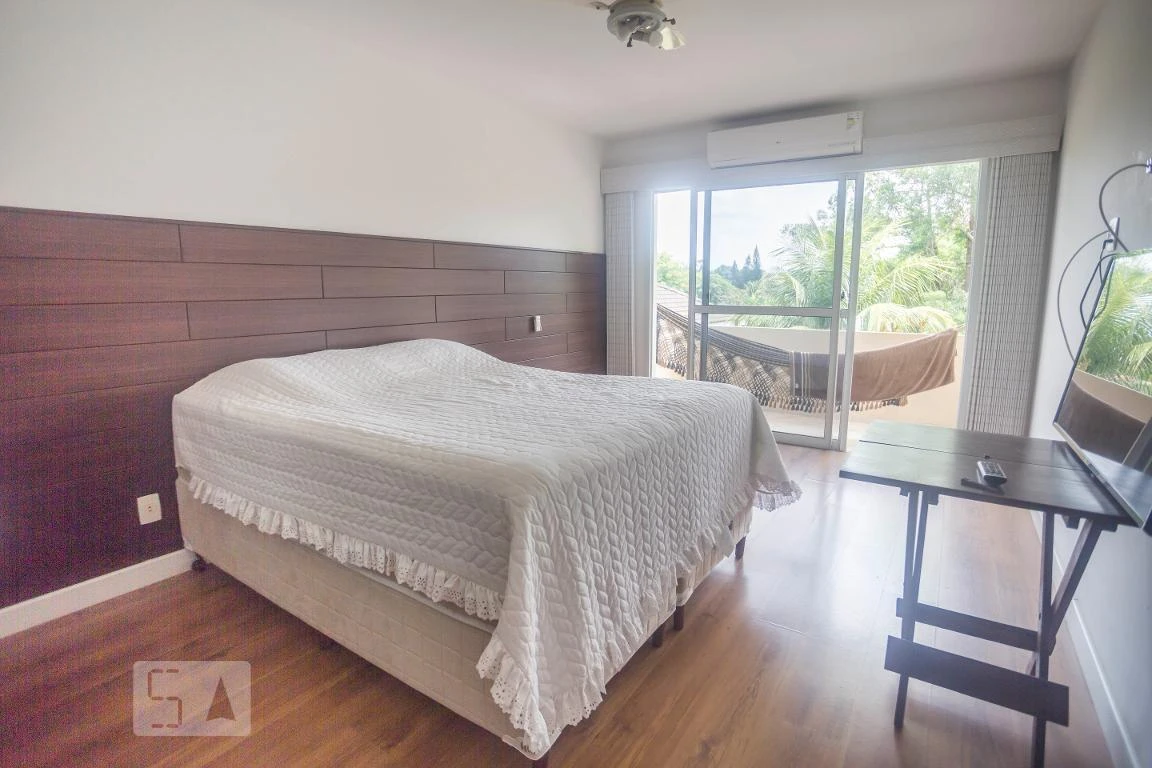 Furnished 680 m² house with 3 bedrooms — photo 15