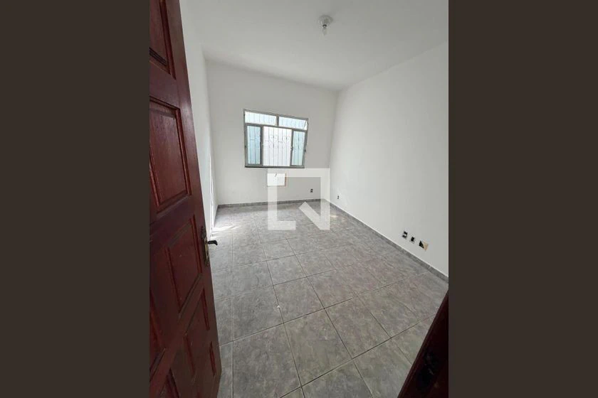 House with 5 bedrooms, en-suite and 3 parking spots — photo 11