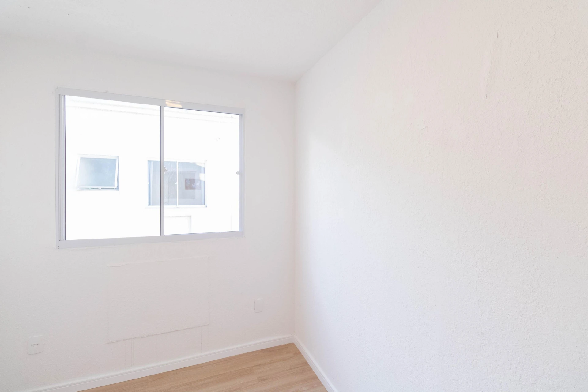 Apartamento sem mobília com 2 quartos e box de vidro — photo 25