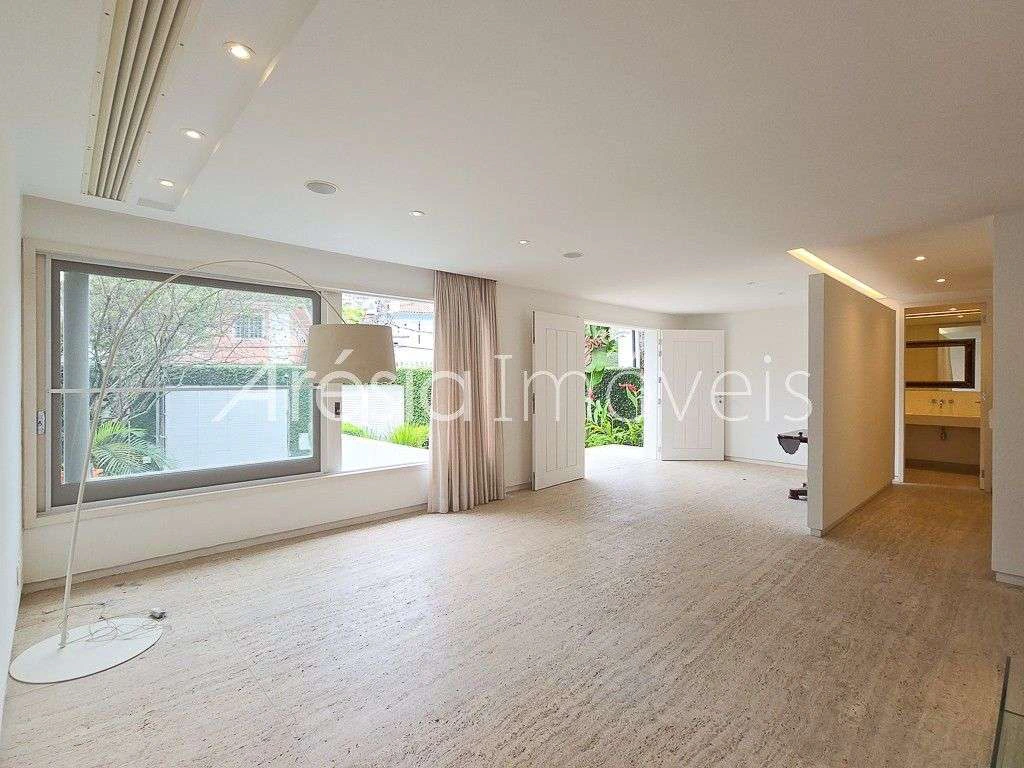House with 3 en-suite bedrooms and 8 bathrooms 1100 m² — photo 14