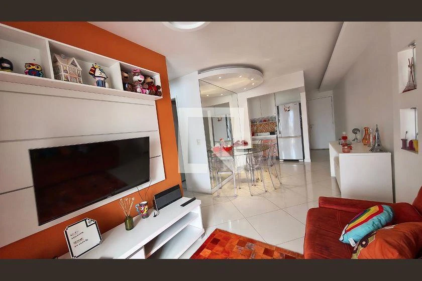 One-bedroom apartment with a mountain view — photo 19