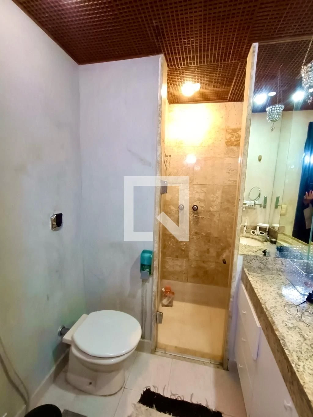 Furnished 2-bedroom apartment with private balcony BBQ — photo 57