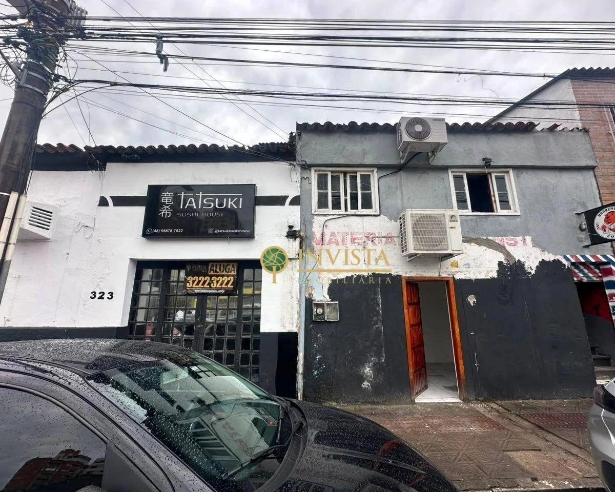 Casa de 100 m² com 5 quartos e 2 banheiros — photo 2